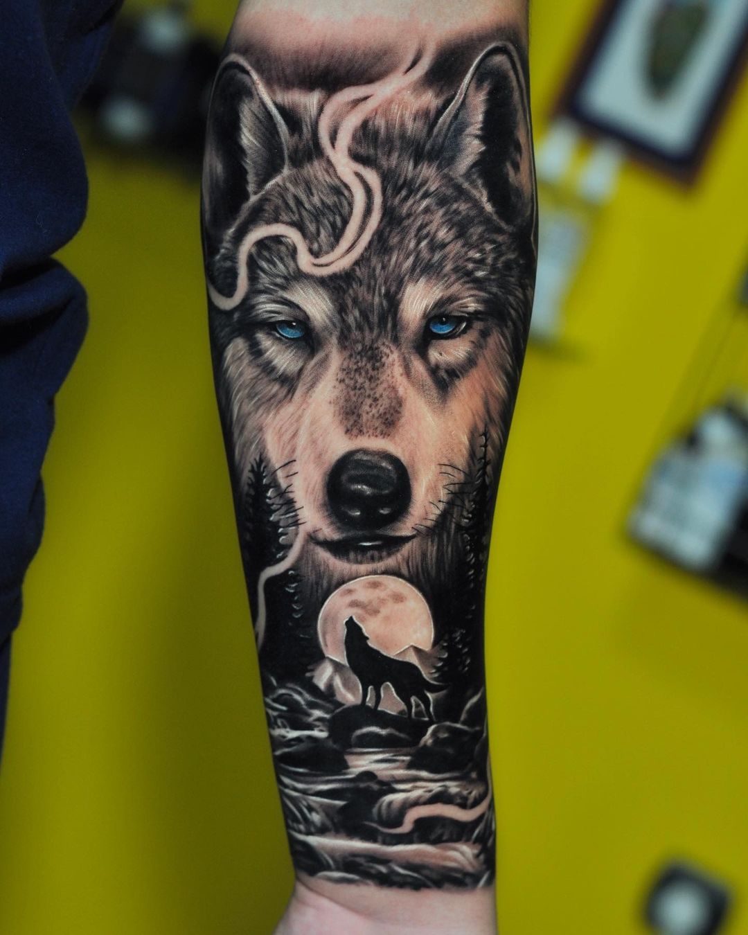 Значение татуировки волк на предплечье мужские